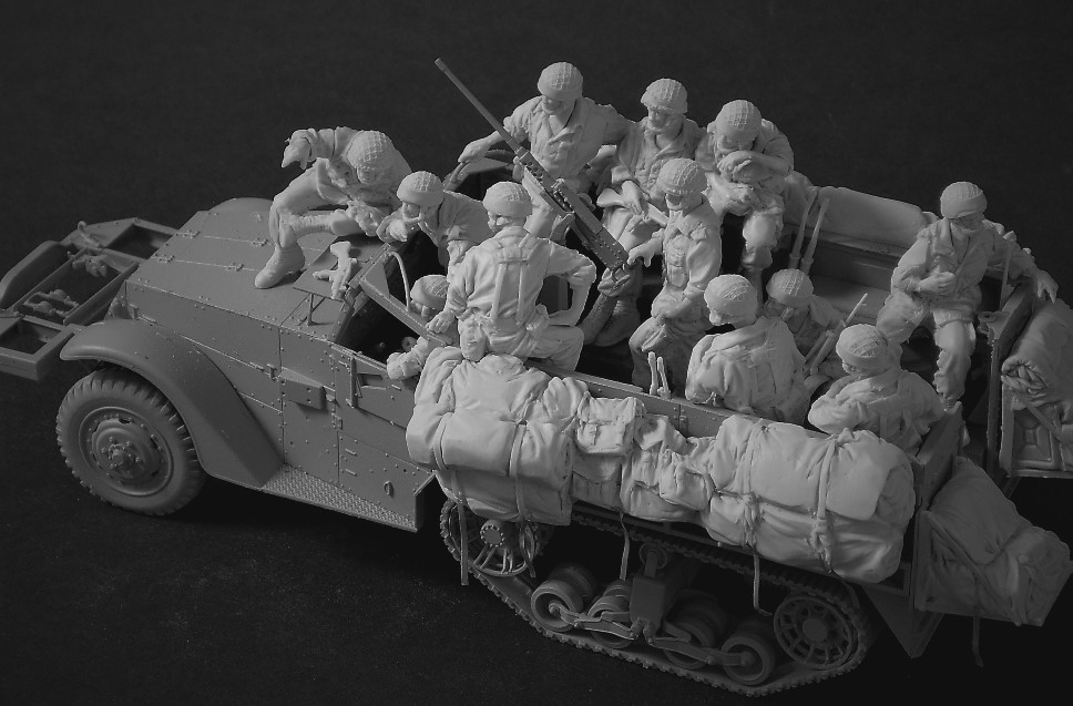 1/35 现代以色列半履带装甲车步兵乘员小队与堆积物(12人)