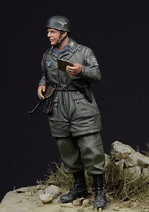 1/35 二战德国伞兵, 1940-41年
