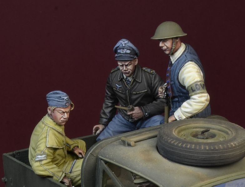1/35 二战英国警卫与德国飞行员战俘1940年