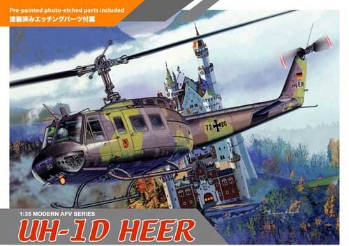 1/35 现代德国 UH-1D 休伊中型通用直升机