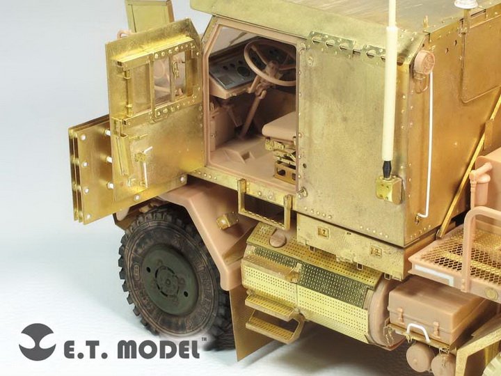 1/35 现代美国 M1070 重型装备牵引车装甲车厢改造蚀刻片(配Hobby Boss 85502)