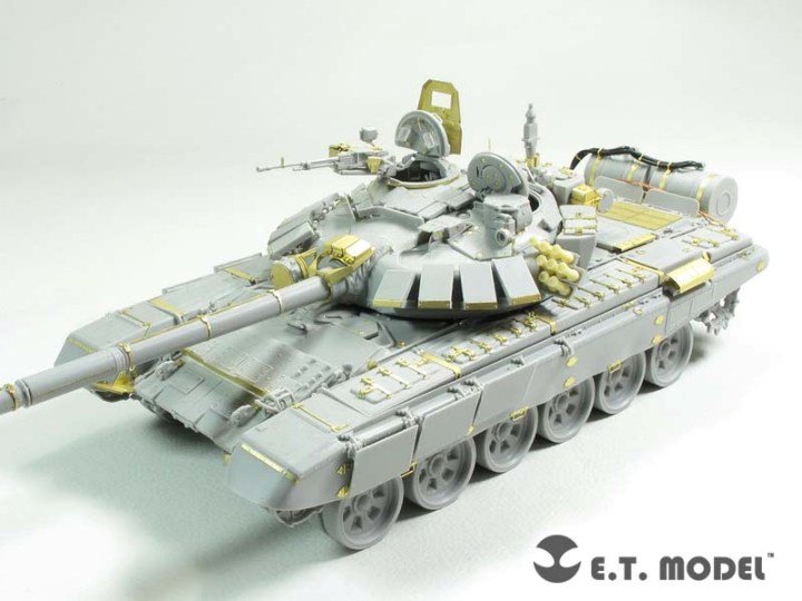 1/35 现代俄罗斯 T-72B Mod.1990 主战坦克改造蚀刻片(配小号手05564)