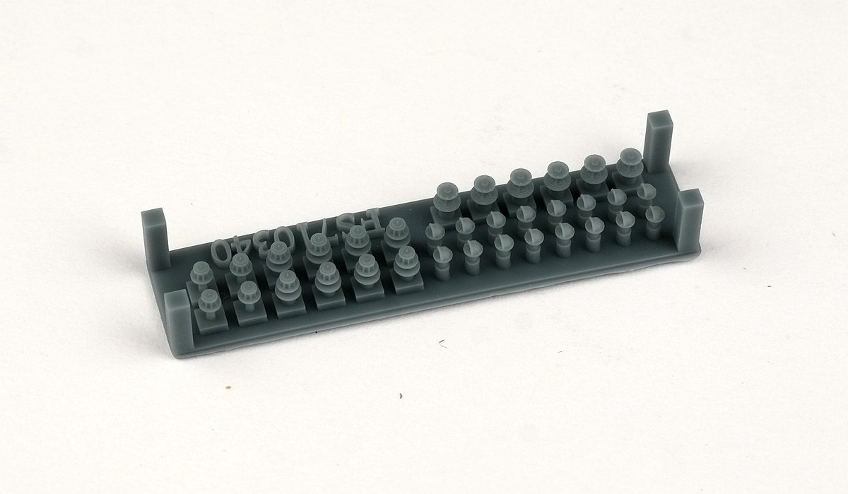 1/700 二战日本海军中型舰艇用起锚机(3D打印精密树脂件)