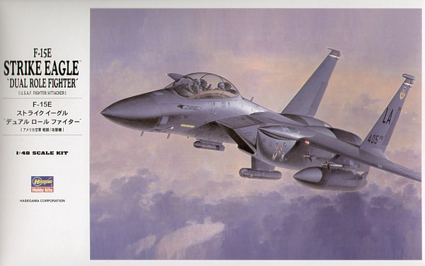 1/48 现代美国 F-15E 攻击鹰战斗机