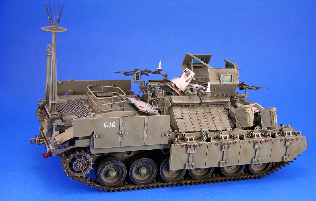 1/35 现代以色列纳格马科恩重型装甲运兵车改造件