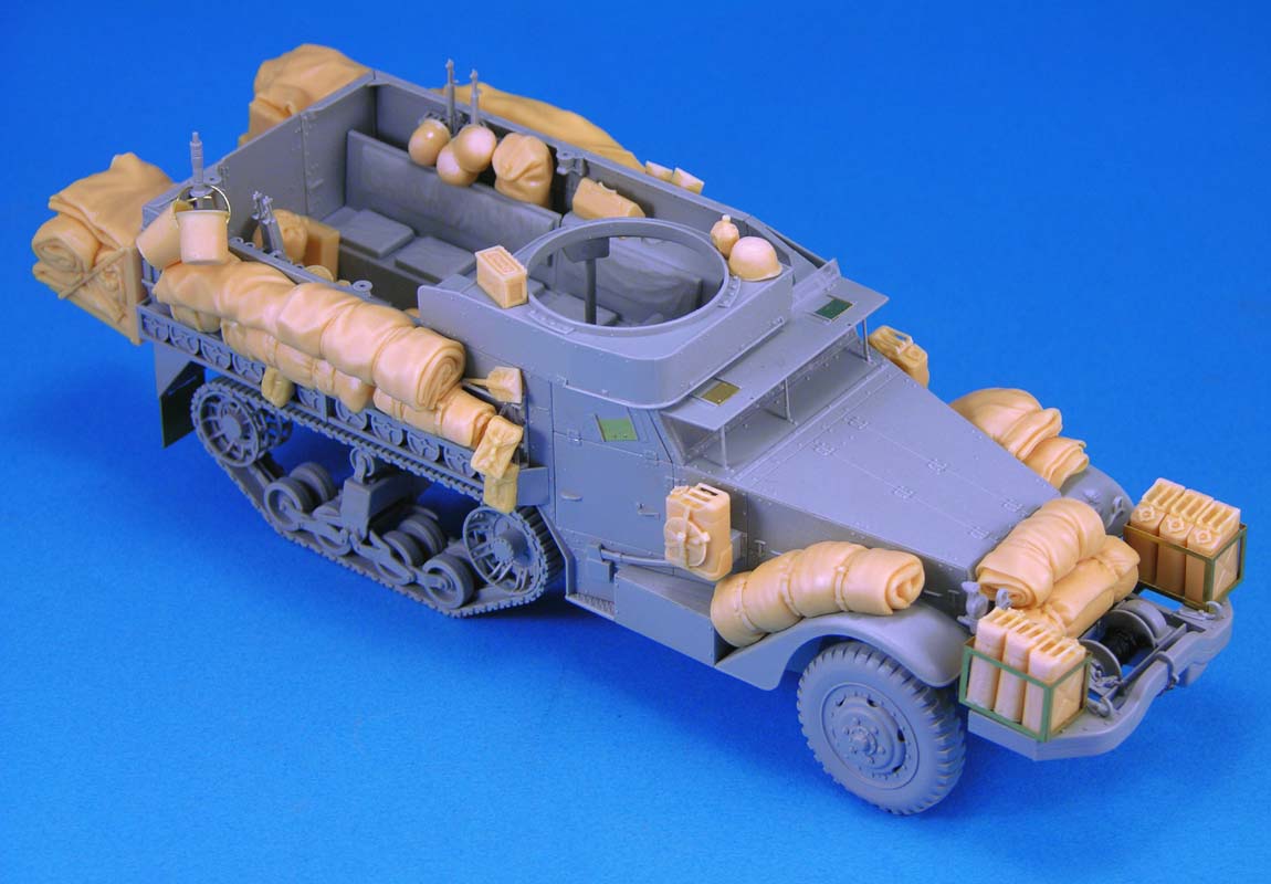 1/35 二战美国 M3A1 半履带装甲车堆积物