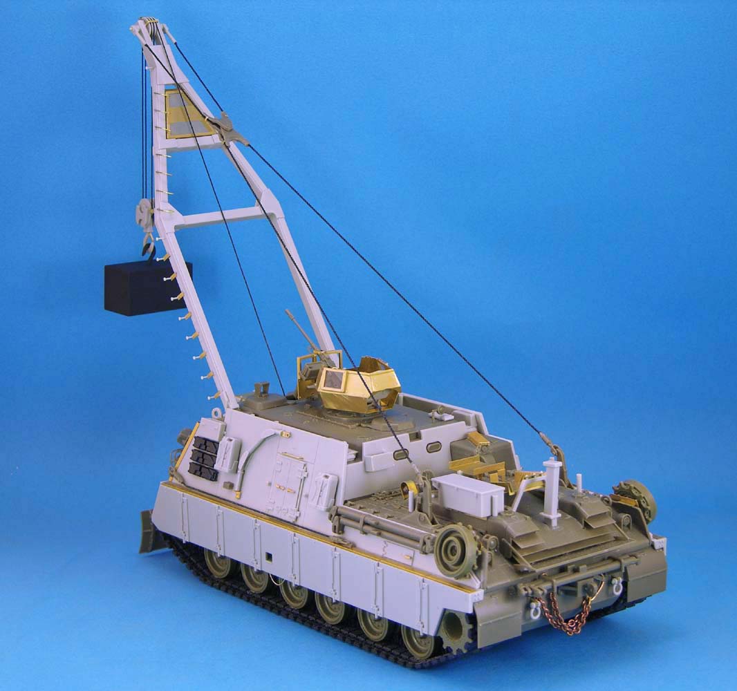 1/35 现代美国 M88A2 装甲抢救车改造件