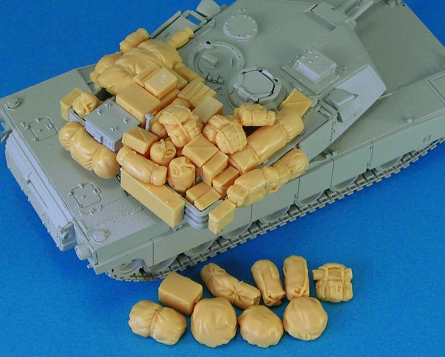 1/72 现代美国 M1 艾布拉姆主战坦克堆积物