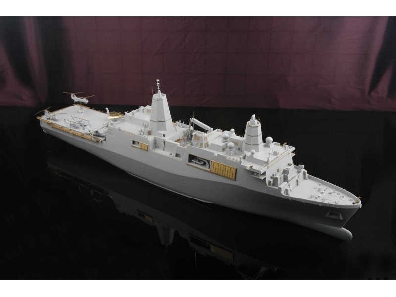 1/350 现代美国 LPD-21 纽约号两栖船坞运输舰改造蚀刻片(配MRC)