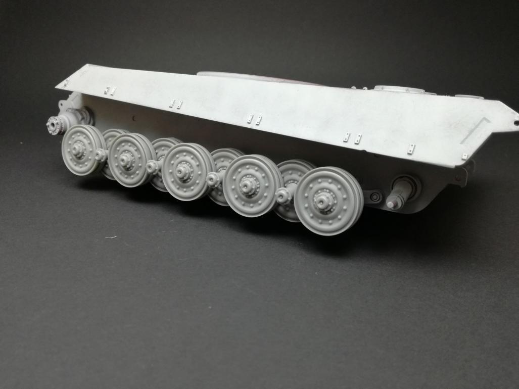 1/35 二战德国虎王重型坦克路轮改造件(配Meng Model)