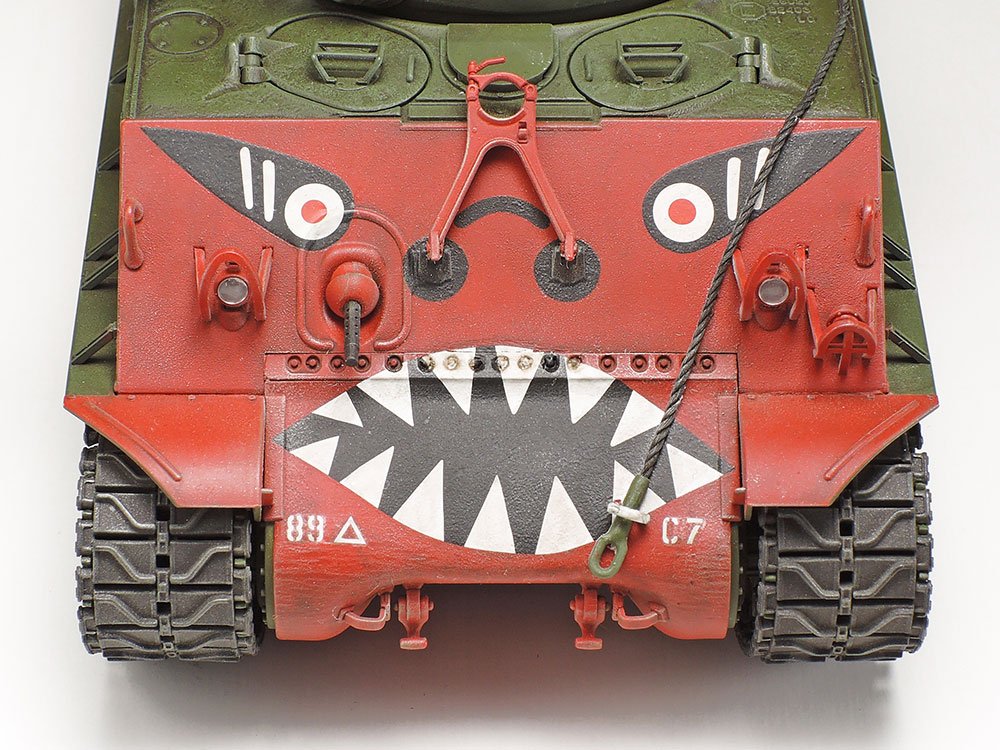 1/35 美国 M4A3E8 谢尔曼中型坦克"朝鲜战争"