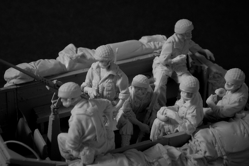 1/35 现代以色列半履带装甲车后部步兵乘员(6人) 1/35 现代以色列半履带装甲车后部步兵乘员(6人)
