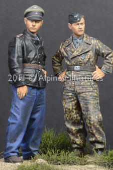 1/35 二战德国王牌虎式坦克 "米歇尔魏特曼 + 鲍比沃尔"