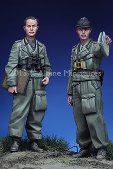 1/35 二战德国奥托卡尔尤斯与军官组 "第502重装甲营" - 点击图像关闭