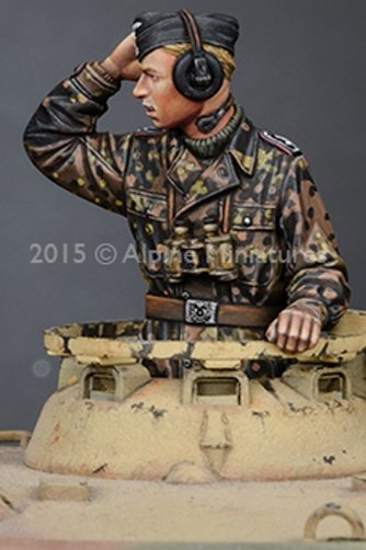 1/35 二战德国武装党卫军战车指挥官组