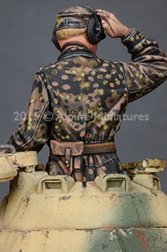 1/35 二战德国武装党卫军战车指挥官组