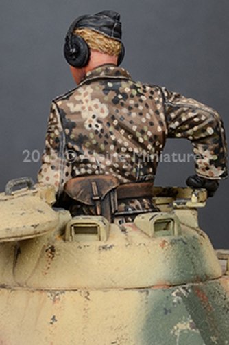 1/35 二战德国武装党卫军战车指挥官组