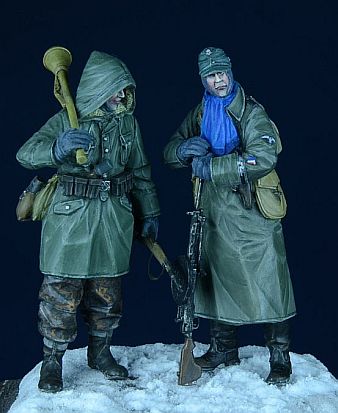 1/35 二战德国党卫军掷弹兵组, 1943-45年冬季东部战线 - 点击图像关闭