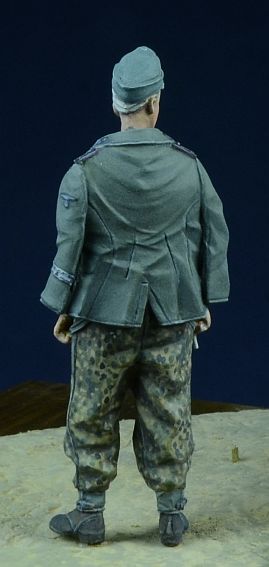 1/35 二战德国负伤士官