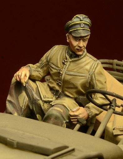 1/35 二战德国武装党卫军吉普车乘员"阿登战线1944年"