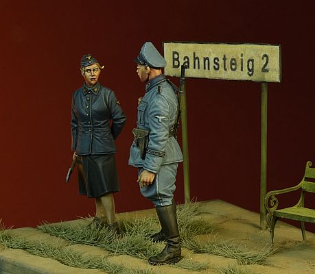 1/35 二战德国铁路警察与女助理1939-45年 - 点击图像关闭