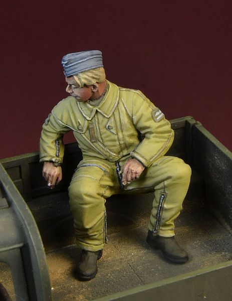 1/35 二战德国空军轰炸机飞行员 1/35 二战德国空军轰炸机飞行员