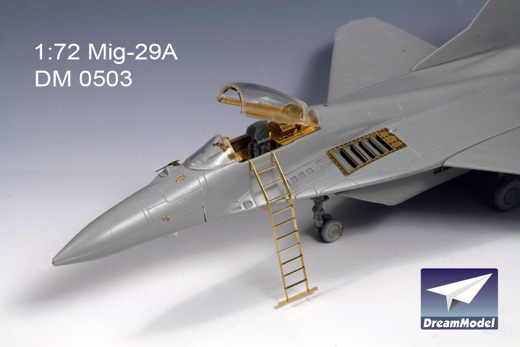 1/72 MiG-29 支点战斗机改造蚀刻片(配长谷川)