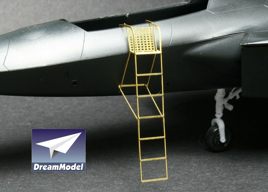 1/72 J-20 威龙战斗机登机梯改造蚀刻片(配小号手)
