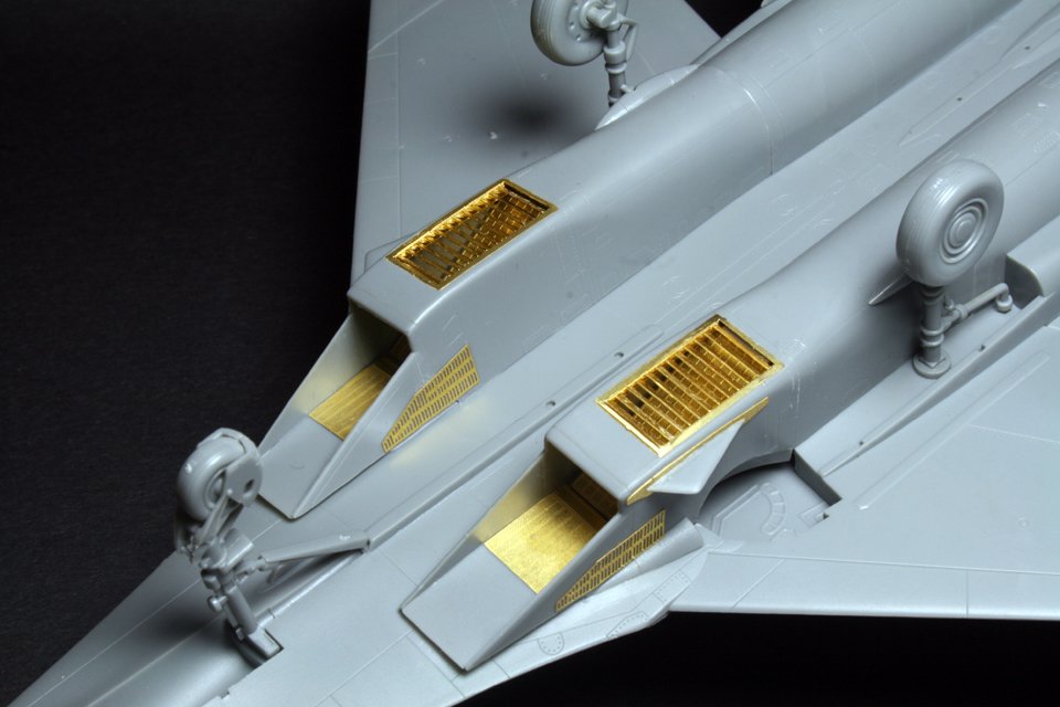 1/72 Su-27 侧卫战斗机后期型改造蚀刻片(配小号手)