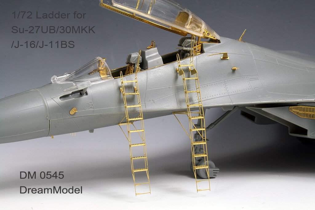 1/72 Su-27UB/30/30MKK 侧卫战斗机登机梯改造蚀刻片(配小号手)