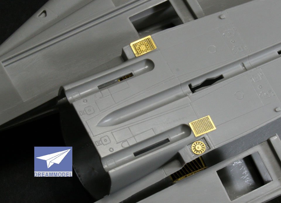 1/48 F-14A 雄猫战斗机改造蚀刻片豪华版(配长谷川) - 点击图像关闭