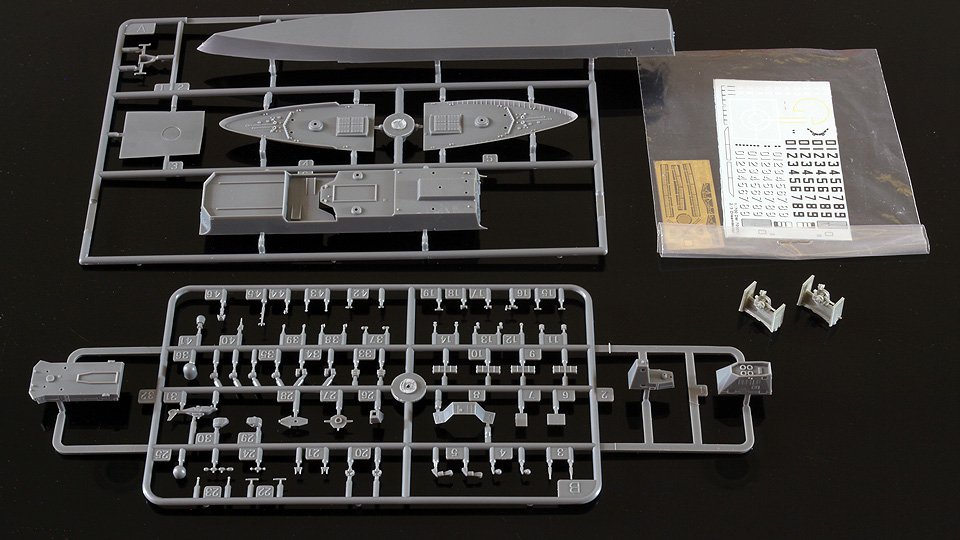 1/700 现代中国054A型导弹护卫舰 - 点击图像关闭