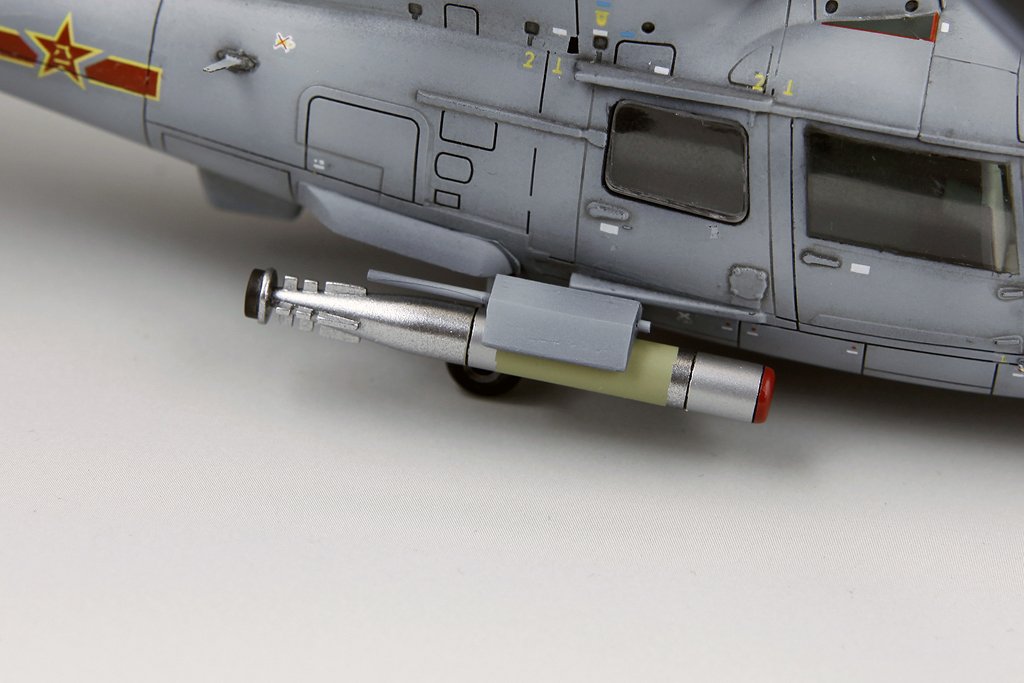 1/72 现代中国 Z-9C 直9C型舰载反潜直升机