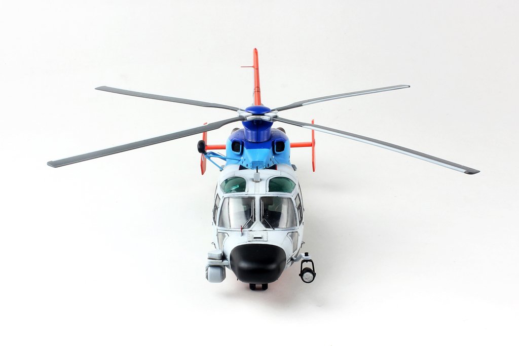 1/72 现代中国 Z-9DJ 直9航母搜救直升机 - 点击图像关闭