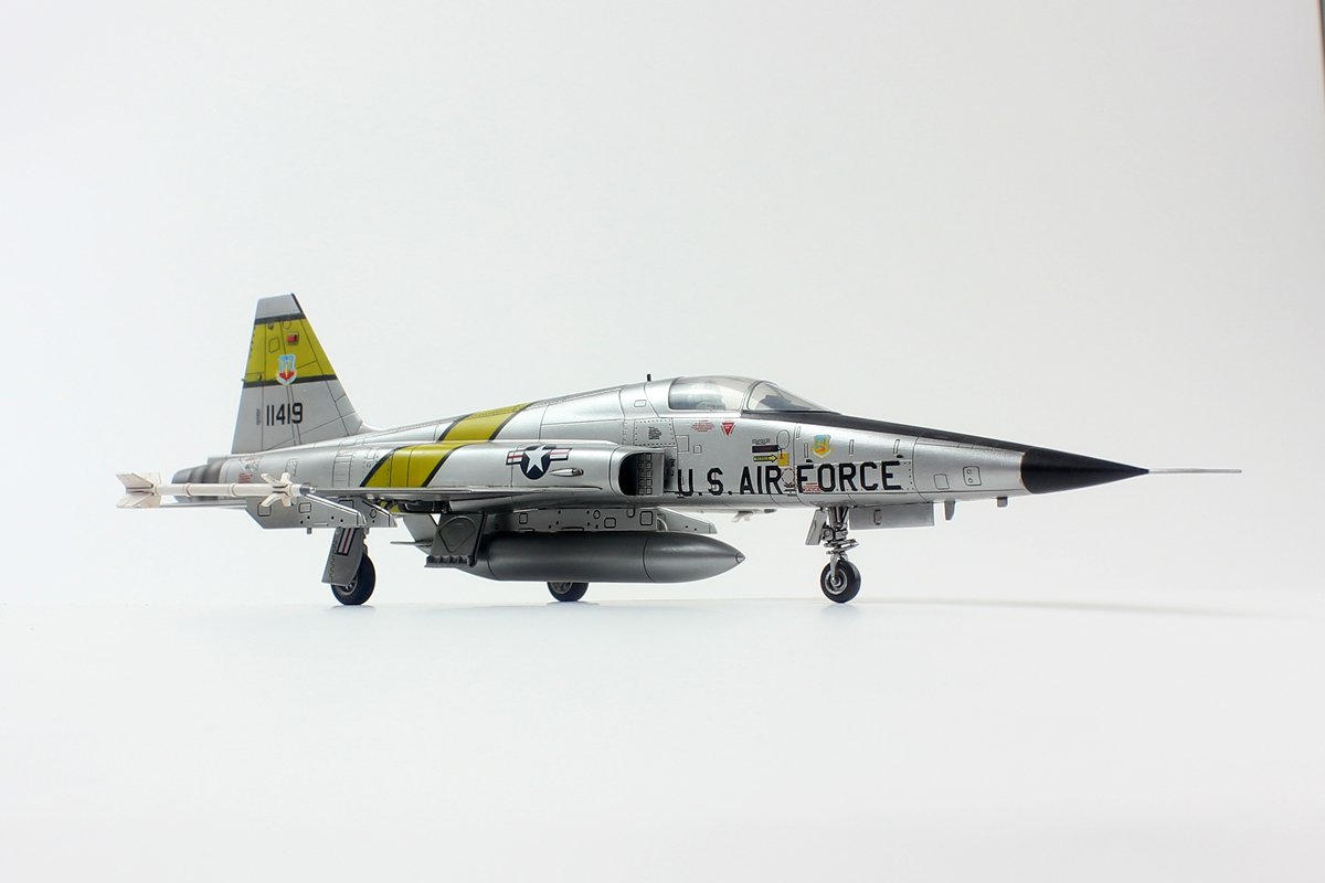 1/72 现代美国 F-5E 虎II战斗机初期型 - 点击图像关闭