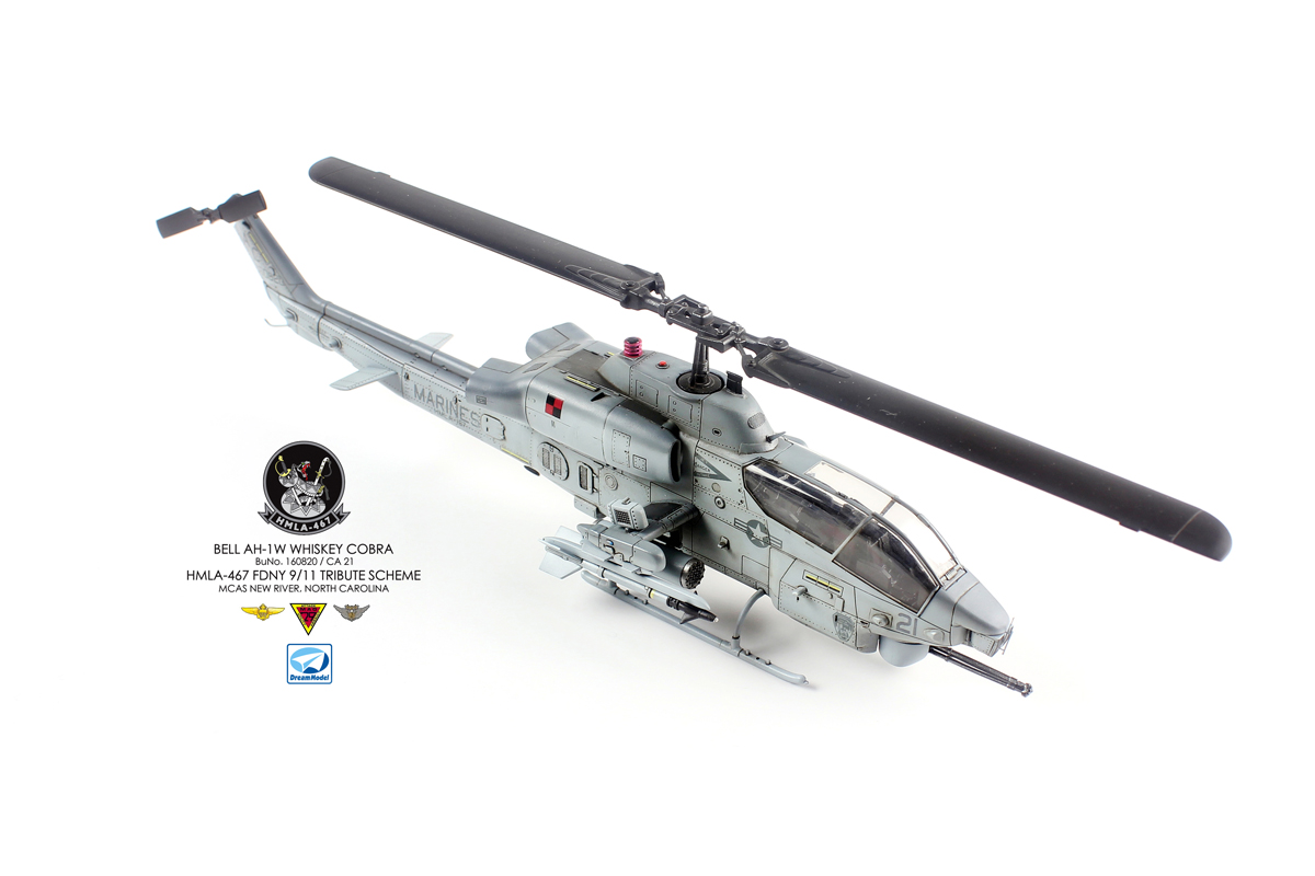 1/72 现代美国 AH-1W 超级眼镜蛇武装直升机后期型 - 点击图像关闭