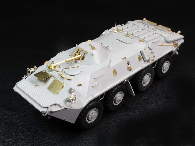 1/35 现代俄罗斯 BTR-70 轮式装甲车初期型改造蚀刻片(配小号手01590)