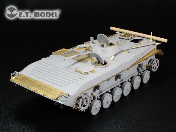 1/35 现代苏联 BMP-1 步兵战车改造蚀刻片(配小号手05555)