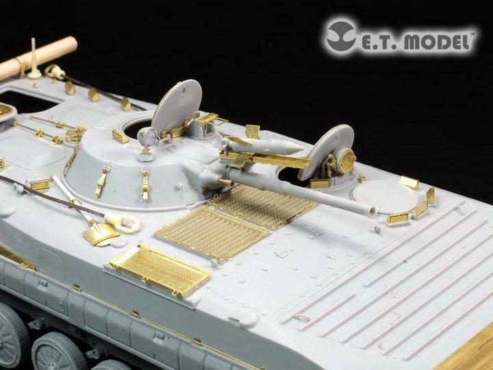 1/35 现代苏联 BMP-1 步兵战车改造蚀刻片(配小号手05555)