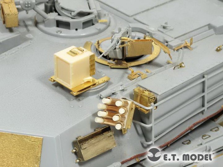 1/35 现代美国 M1A1 主战坦克陆战队型改造蚀刻片(配威龙3535) - 点击图像关闭