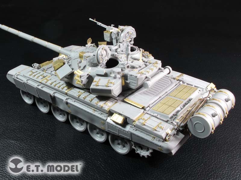 1/35 现代俄罗斯 T-90 主战坦克铸造炮塔型改造蚀刻片(配小号手05560)