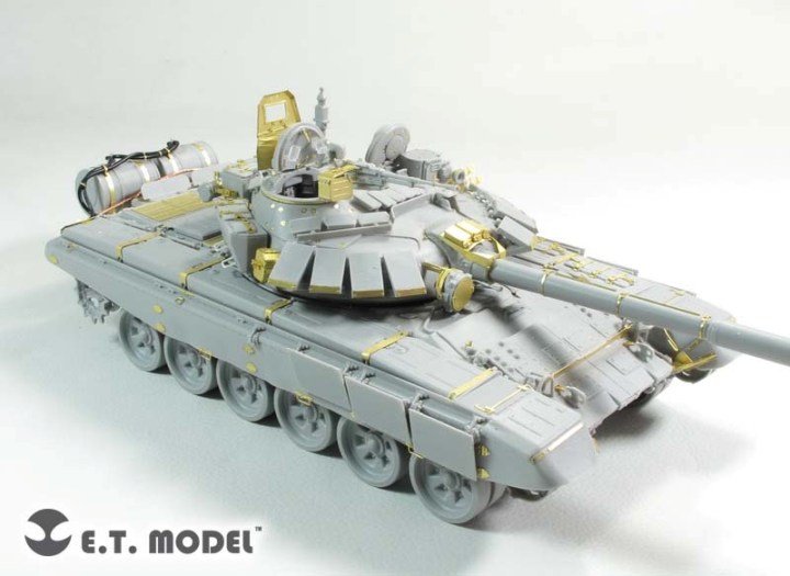 1/35 现代俄罗斯 T-72B Mod.1990 主战坦克改造蚀刻片(配小号手05564)