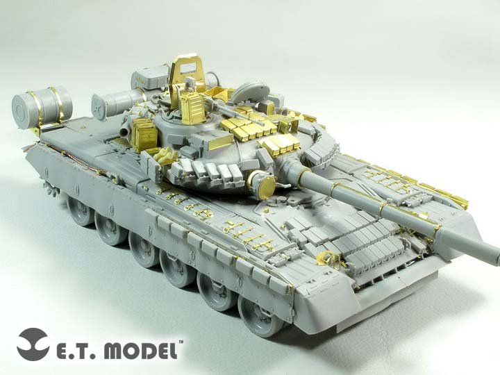 1/35 现代俄罗斯 T-80BV 主战坦克改造蚀刻片(配小号手05566)