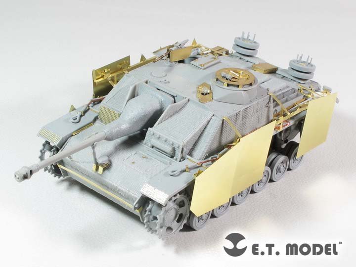 1/35 二战德国三号突击炮G型后期型侧裙装甲板改造蚀刻片(配威龙)