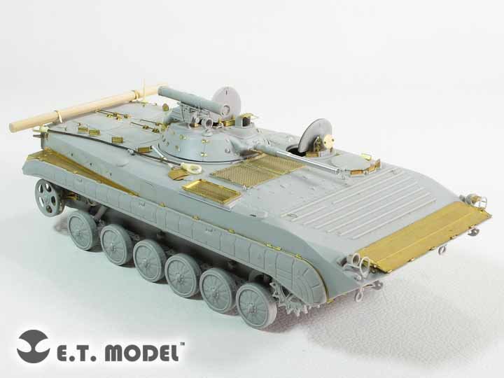 1/35 现代苏联 BMP-1P 步兵战车改造蚀刻片(配小号手05556)