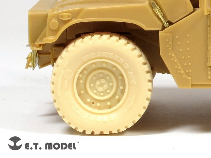 1/35 现代美国悍马装甲车车轮改造件(配威骏) - 点击图像关闭
