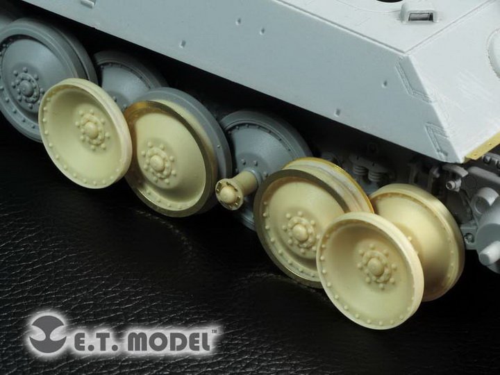 1/35 二战德国豹式中型坦克A/G型战损路轮改造件(配威龙) - 点击图像关闭