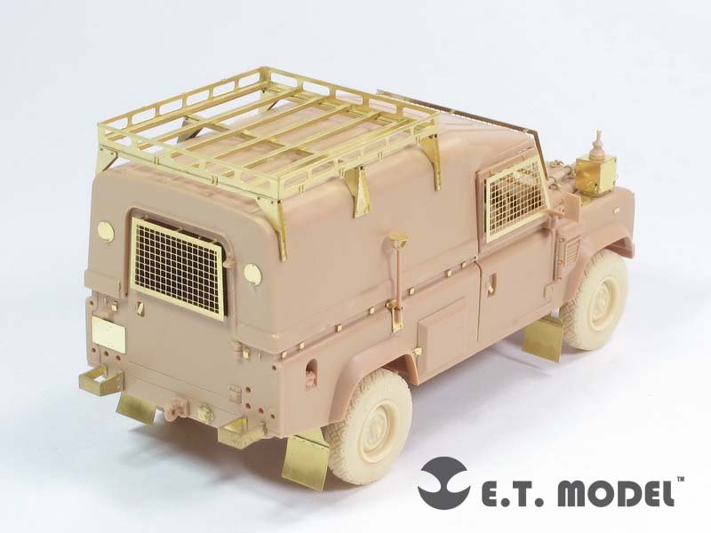 1/35 现代英国陆虎卫士越野车硬顶型超值改造蚀刻片(配Hobby Boss 82448)