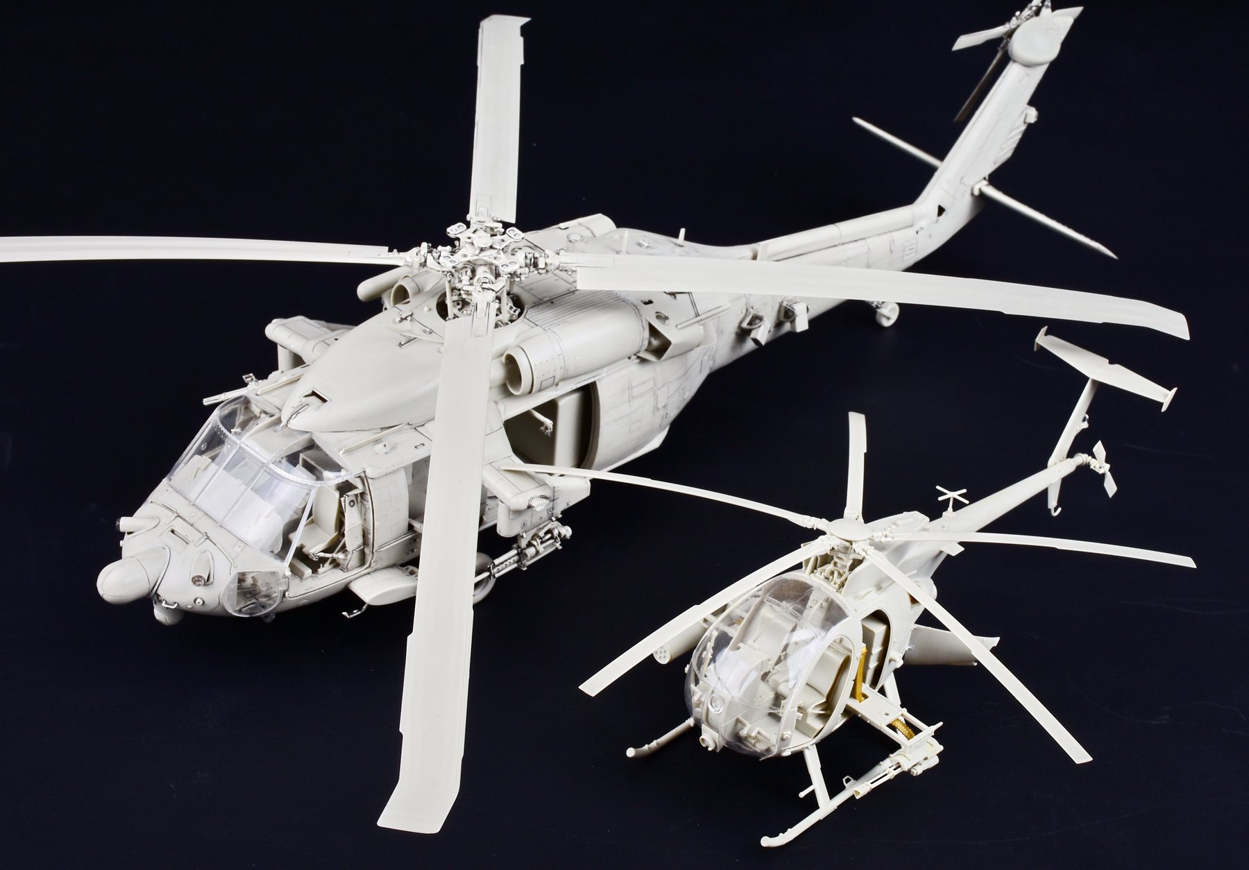 1/35 MH-60L 黑鹰直升机