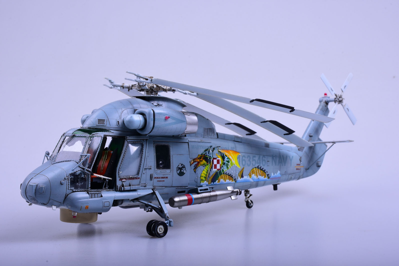 1/48 现代美国 SH-2G 超级海妖直升机